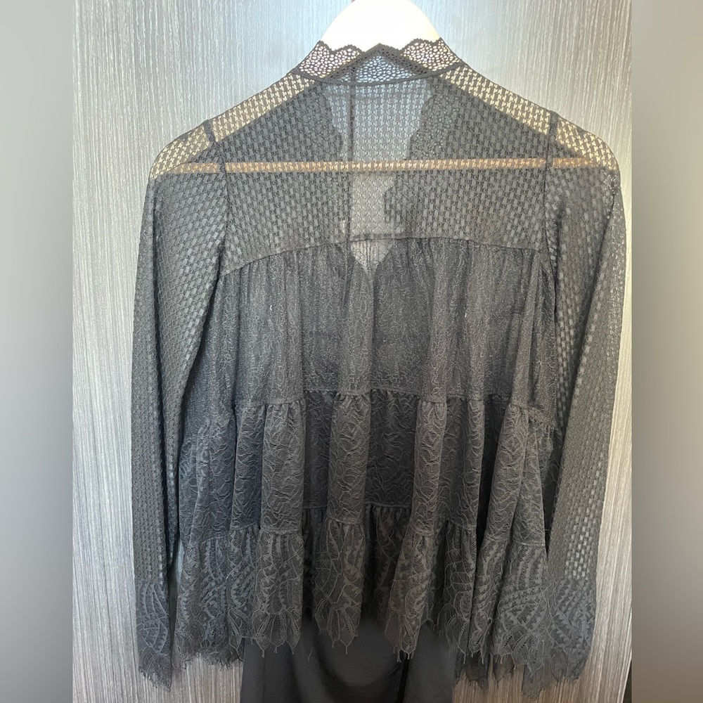 Like new - worn once - AllSaints lace top sz 4